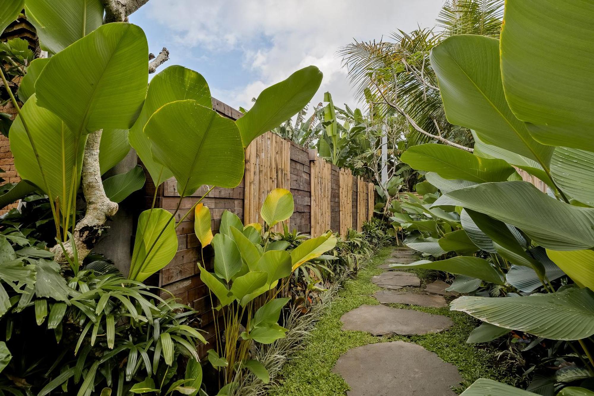 The Ulon Ubud Villa Bagian luar foto