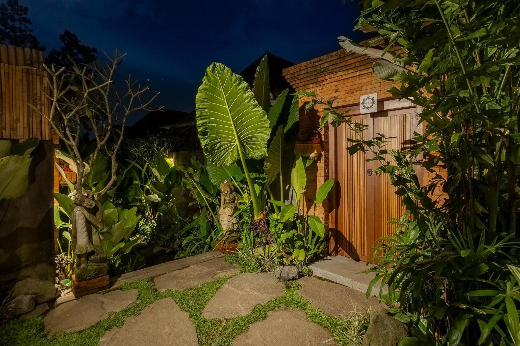 The Ulon Ubud Villa Bagian luar foto